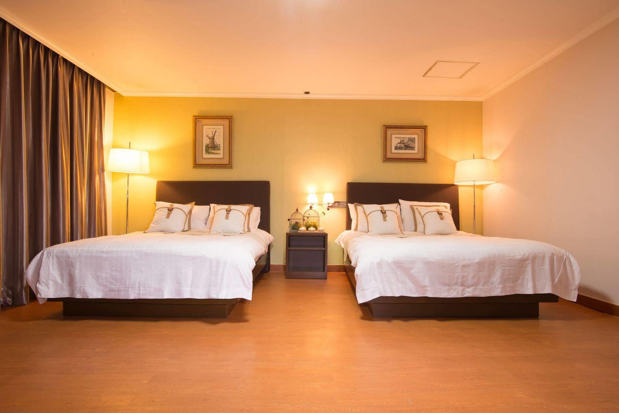 Laon Convention Hotel Daejeon Bagian luar foto